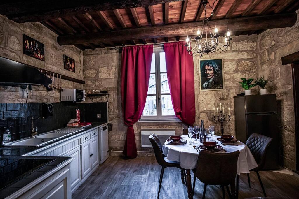 דירות Pézenas Le Moliere - Enigme Et Sauna מראה חיצוני תמונה